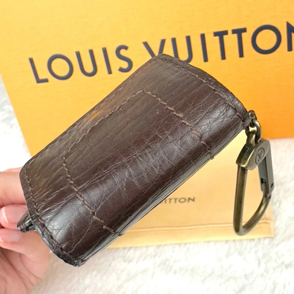 Louis Vuitton brown soft leather card ID holder keychain pouch - Picture 8 of 14